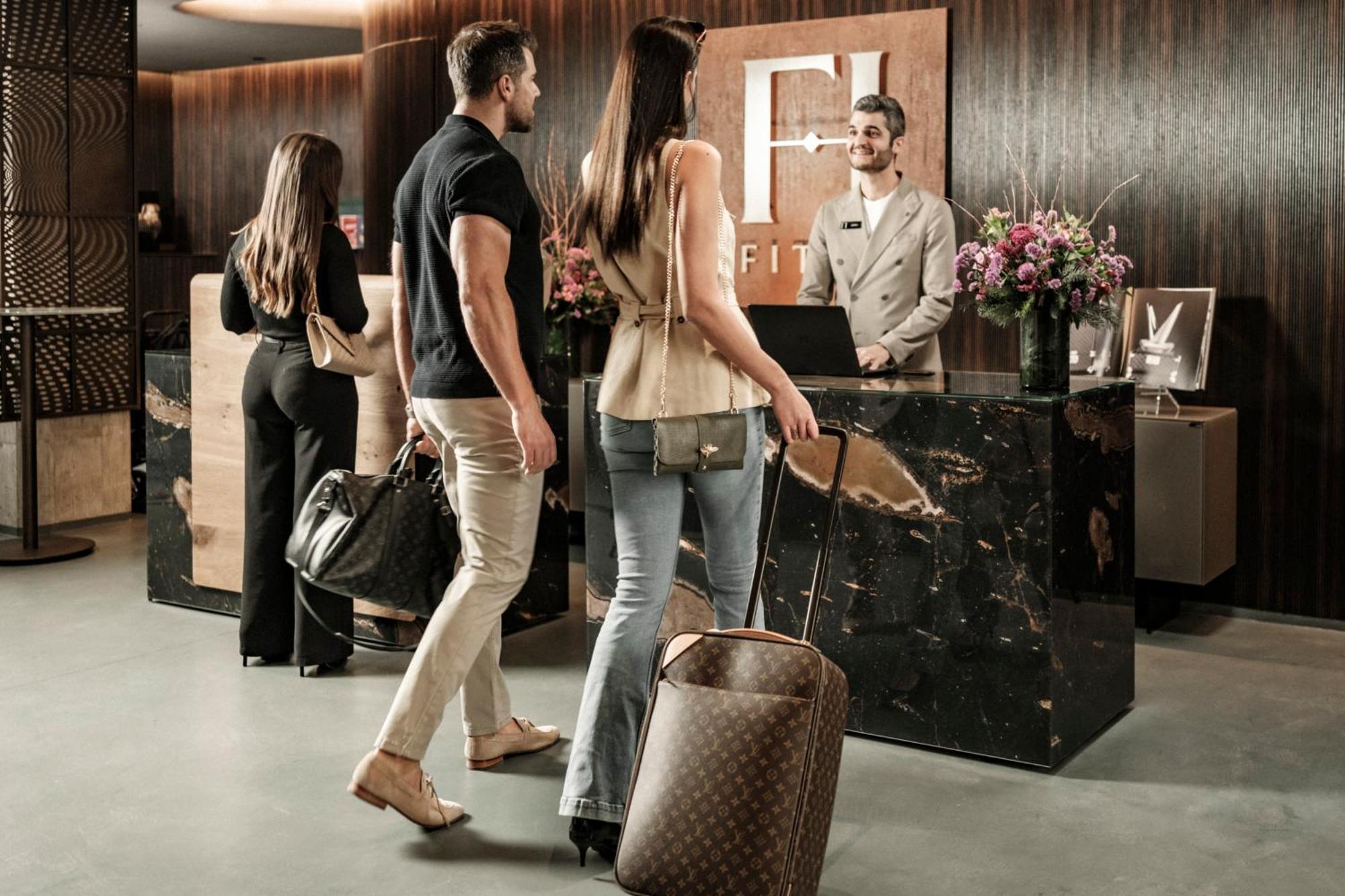 Saint Julian's Fitch Hotel מראה חיצוני תמונה