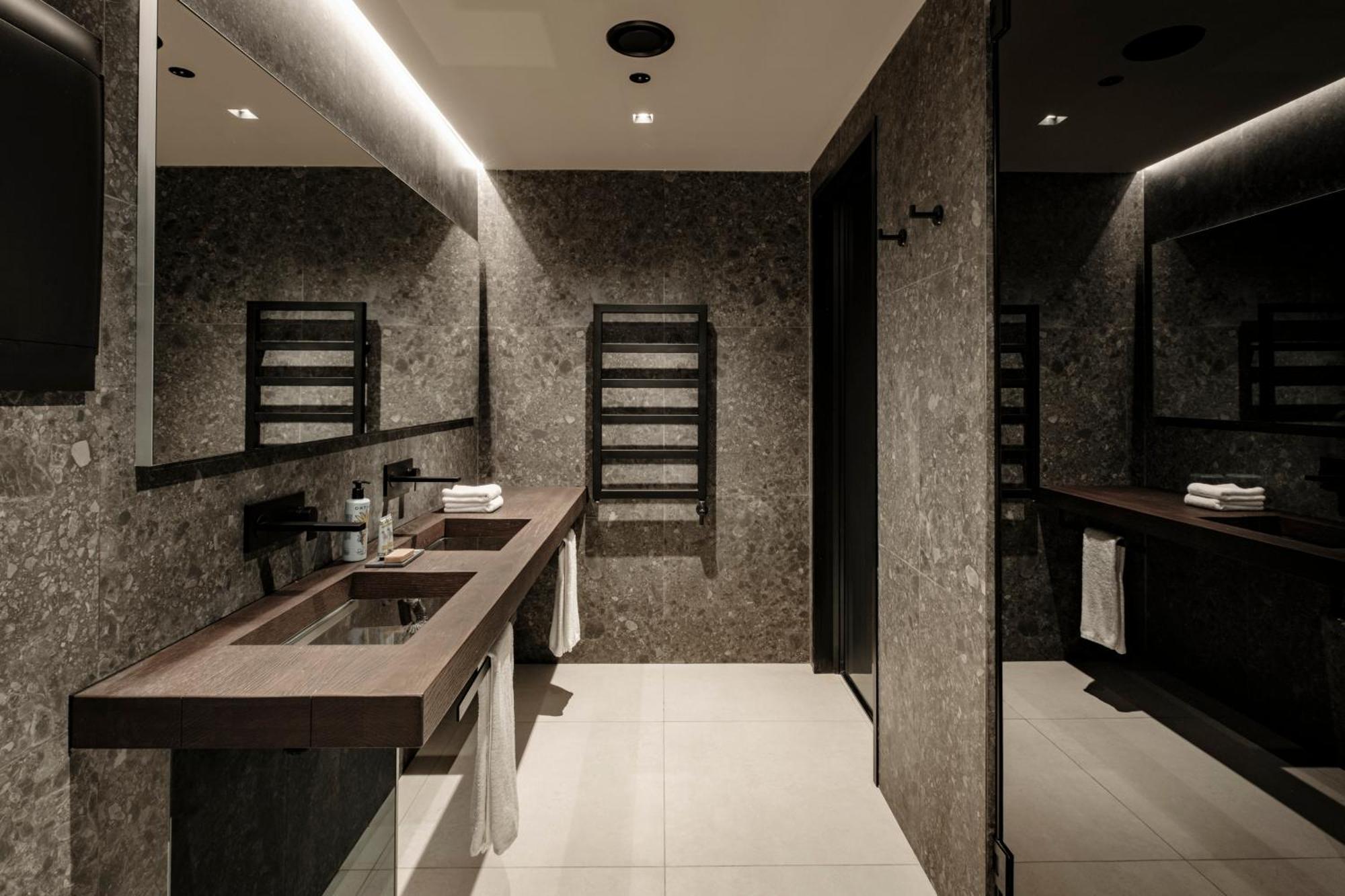 Saint Julian's Fitch Hotel מראה חיצוני תמונה